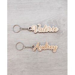Porte-clés prénom personnalisé en bois